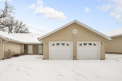 Lake Home Sale Pending in Spirit Lake, Iowa