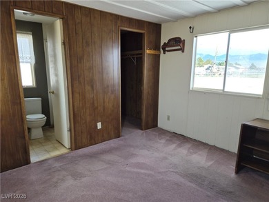 Versatile Pahrump Property with Expansive 6-Car Garage &