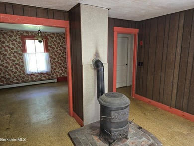 Location, Privacy, and Stonewalls all in one! Discover a rare - photo 6