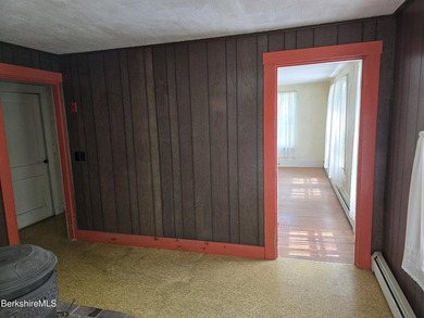 Location, Privacy, and Stonewalls all in one! Discover a rare - photo 10