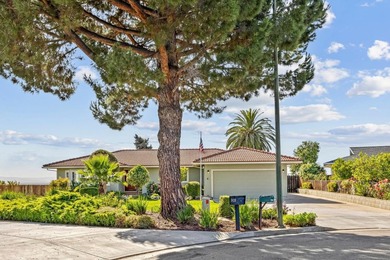 Welcome to this beautifully updated 4-bedroom, 2-bathroom - photo 2