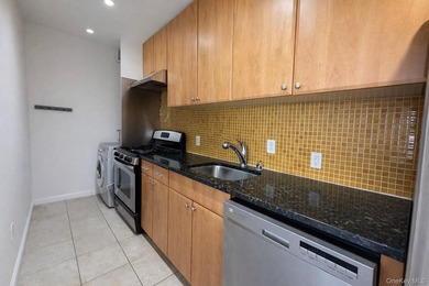 Location! Location! Location! Welcome to this well-maintained - photo 8