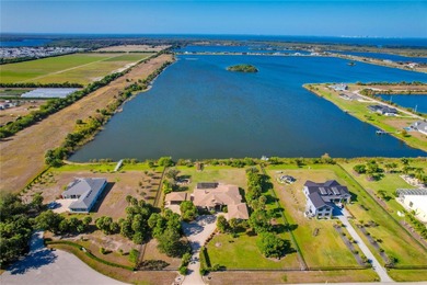 A truly rare opportunity to own a private lakefront estate in - photo 2