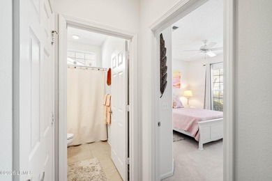 ***Brand new LVP Throughout*** Beautifully maintained Wren Villa - photo 17