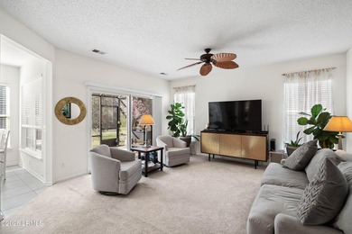 ***Brand new LVP Throughout*** Beautifully maintained Wren Villa - photo 21