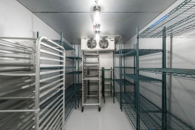 Completely remodeled from top to bottom, this turnkey restaurant - photo 21