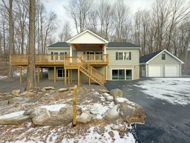 Lake Home For Sale in Lake Ariel, Pennsylvania