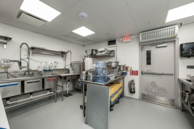 Completely remodeled from top to bottom, this turnkey restaurant - photo 25