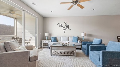 Welcome to your lakefront escape at Sunset Palms! This beautiful - photo 27