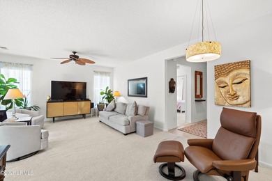 ***Brand new LVP Throughout*** Beautifully maintained Wren Villa - photo 29