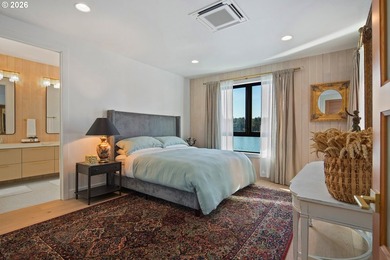 Completed in December 2024, this exquisite lakefront retreat - photo 32
