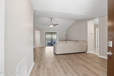 This updated Settlers Landing home is truly move-in ready - photo 4