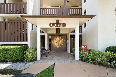 St. Lucie River Condo Sale Pending in Stuart Florida