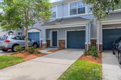 (private lake, pond, creek) Townhome/Townhouse For Sale in Jacksonville Florida