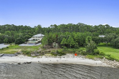 Create your own little slice of paradise on Belle Fontaine - photo 2