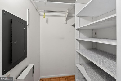 Perched on the 7th floor, this corner residence features three - photo 14