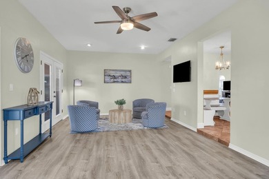 Beautiful CBS pool home on 4.4 acres in the highly sought-after - photo 24