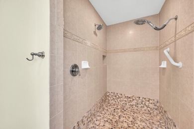 Beautiful CBS pool home on 4.4 acres in the highly sought-after - photo 38