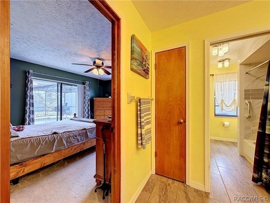 Welcome to this beautifully maintained, large 2 bedroom, 2 bath - photo 40