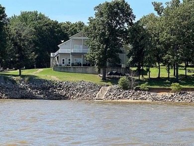 Lake Home For Sale in Eufaula, Oklahoma