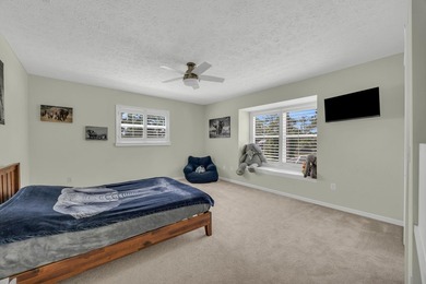 Beautiful CBS pool home on 4.4 acres in the highly sought-after - photo 41