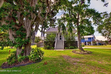 Welcome to this beautiful Biloxi home located in a well-kept - photo 2