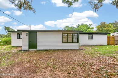 Welcome home!!! Renovated 5-bedroom, 3 bath home situated in an - photo 43