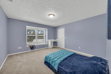 Beautiful CBS pool home on 4.4 acres in the highly sought-after - photo 47