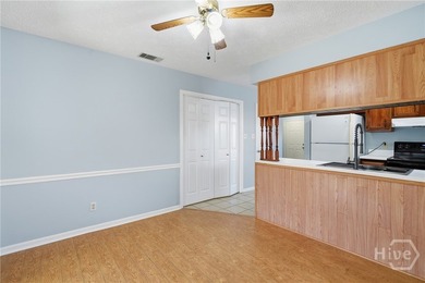 Located on the southside of Savannah and conveniently close to - photo 7
