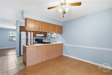 Located on the southside of Savannah and conveniently close to - photo 8