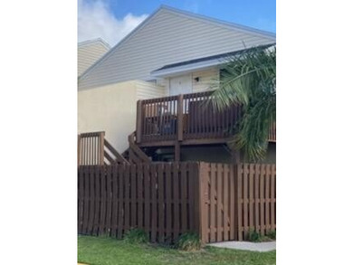 Investor Special or Perfect First-Time Home! Don't miss this - photo 2