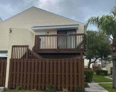 Investor Special or Perfect First-Time Home! Don't miss this - photo 3