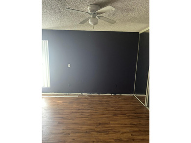 Investor Special or Perfect First-Time Home! Don't miss this - photo 9