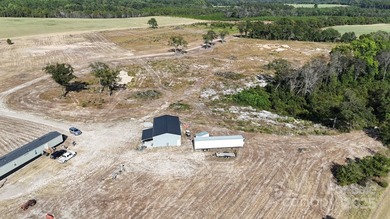 LOOKING FOR ACREAGE W/ A HOME??? Look no further! This 83 - photo 12