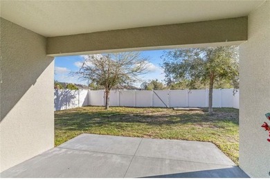 Virtually Staged. Welcome Home to Tavares!
Filled with warmth - photo 12