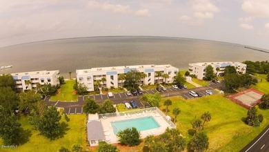 (private lake, pond, coastal) Condo Sale Pending in Cocoa Florida