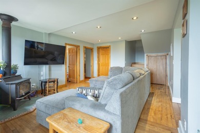 Blue Vista Farm, as this beloved property is known, presents an - photo 11
