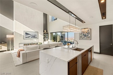 Experience elevated desert contemporary living in this - photo 14