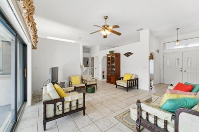 Welcome to this beautifully maintained 3-bedroom, 2-bathroom - photo 20