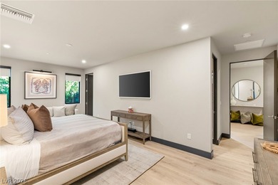 Experience elevated desert contemporary living in this - photo 29