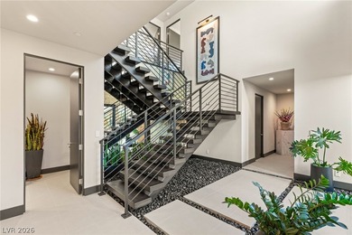 Experience elevated desert contemporary living in this - photo 31