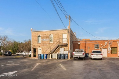 Offering approximately +/-8,900 square feet of office space with - photo 3