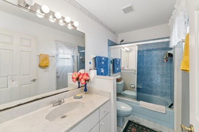 Welcome to this beautifully maintained 3-bedroom, 2-bathroom - photo 38