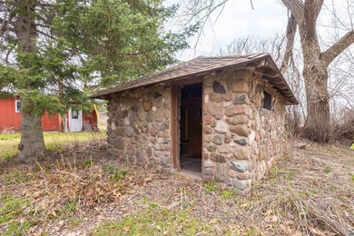 Blue Vista Farm, as this beloved property is known, presents an - photo 39