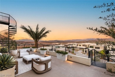 Experience elevated desert contemporary living in this - photo 50