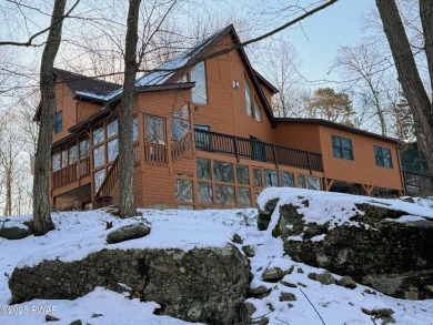 Lake Home For Sale in Hawley, Pennsylvania