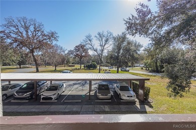 Relax and enjoy convenient living in this 2nd floor corner end - photo 7