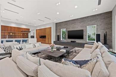 ELEVATED. SECURE. EXCEPTIONAL. Skip Palm Beach & Sarasota - photo 19