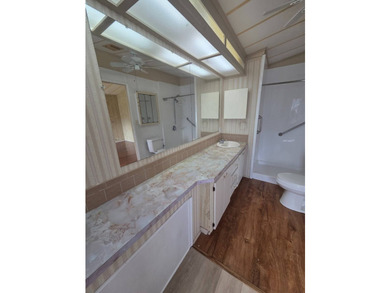 Lease to Own this lovely 2 bed 2 bath home. Beautiful Floors - photo 22