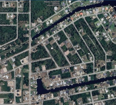 Conveniently located building lot in growing Gulf Cove. Minutes - photo 2